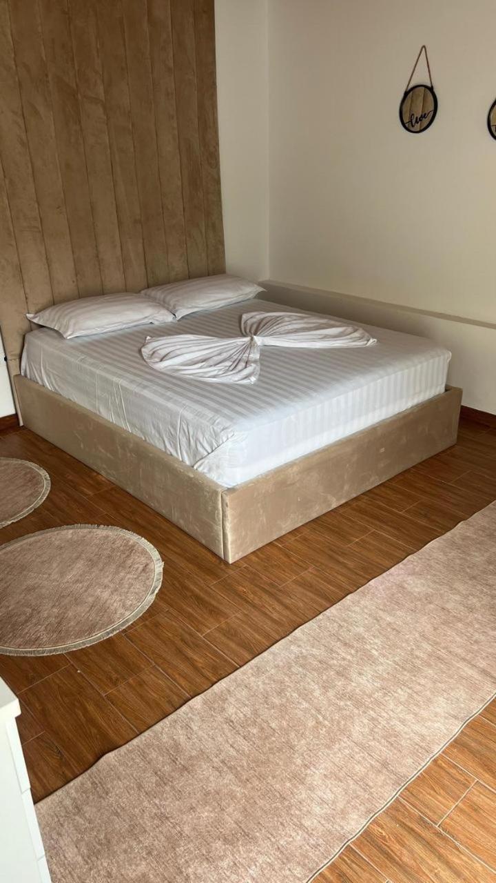Nadir Bej Holiday Haus Shkodra Exterior foto